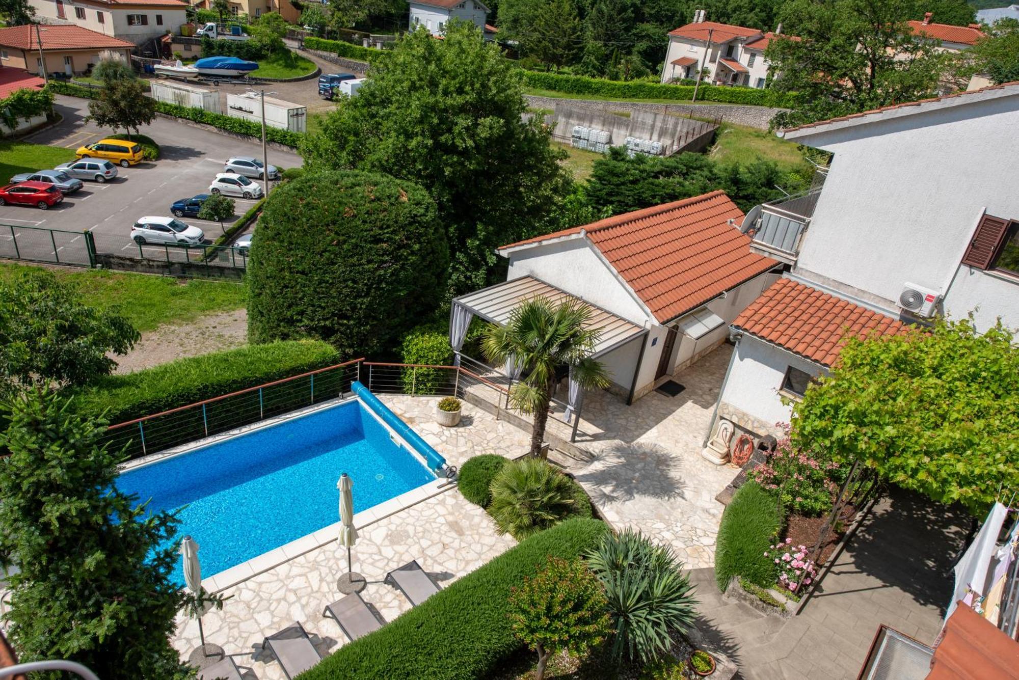Apartments Dorijan With Pool Matulji Exterior photo