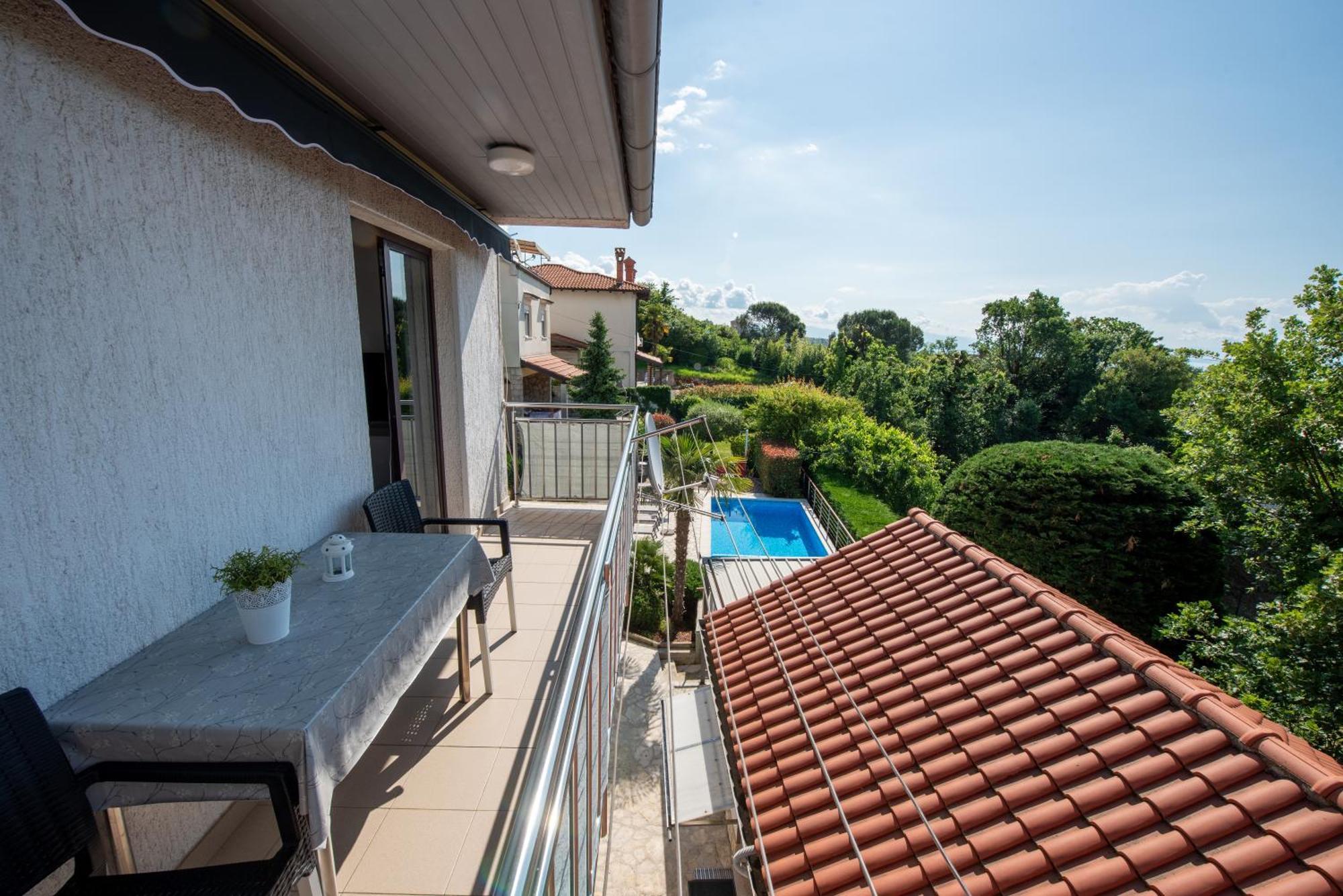 Apartments Dorijan With Pool Matulji Exterior photo